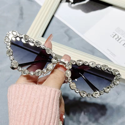 Lunettes Cœur Glamour Strass – Style Luxe et Audacieux